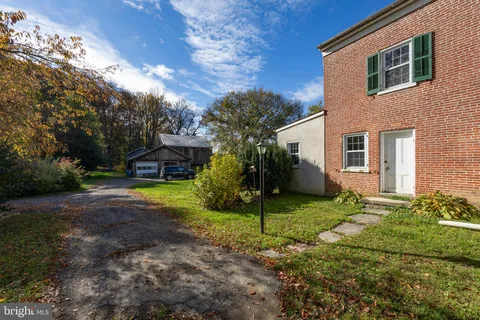 $1,775,000 | 486 West Street Road, Kennett Square, PA 19348