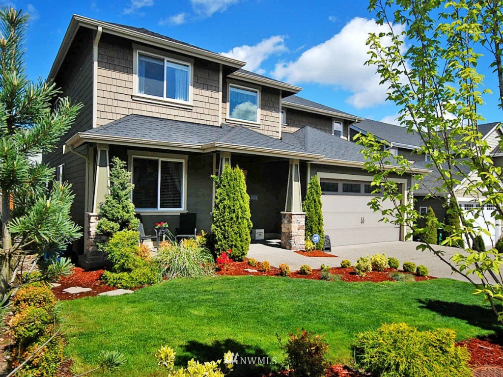 5132 Northeast 8th Street Renton, WA 98059 - Photo 1 of 24