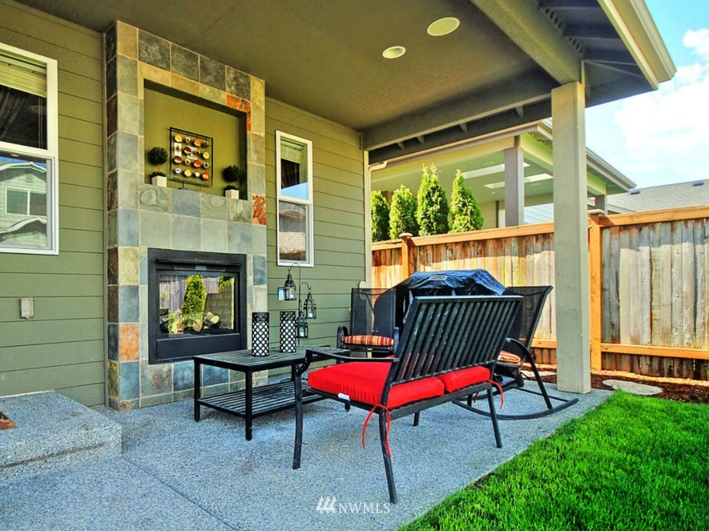 5132 Northeast 8th Street Renton, WA 98059 - Photo 22 of 24