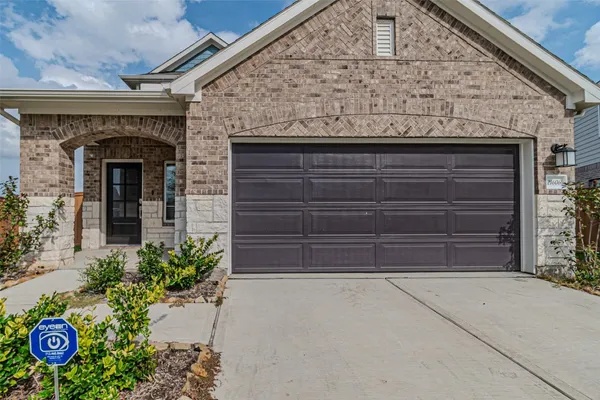 $2,600 | 21606 Wave Holw Drive, Cypress, TX 77433