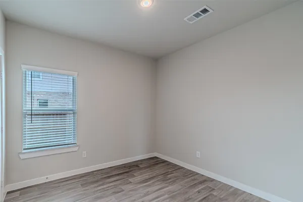 $2,600 | 21606 Wave Holw Drive, Cypress, TX 77433