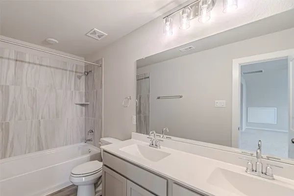 $2,600 | 21606 Wave Holw Drive, Cypress, TX 77433