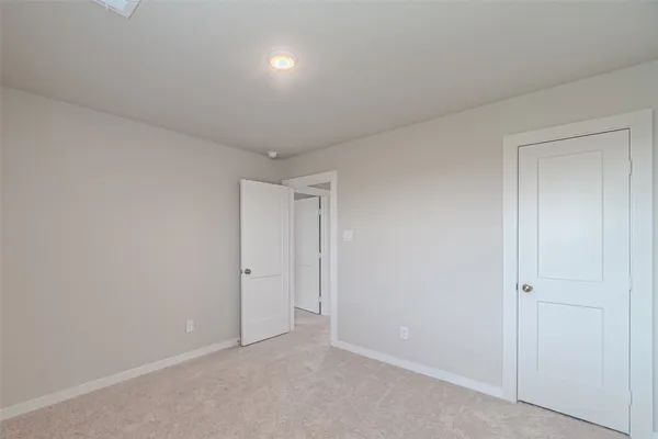 $2,600 | 21606 Wave Holw Drive, Cypress, TX 77433