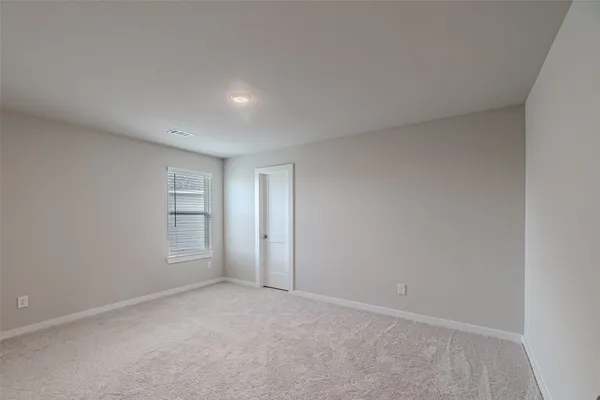 $2,600 | 21606 Wave Holw Drive, Cypress, TX 77433