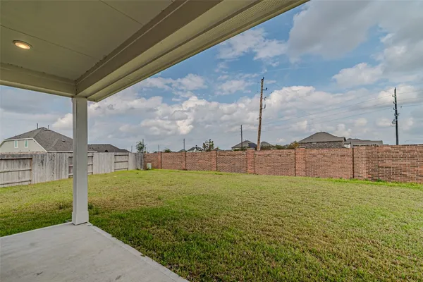 $2,600 | 21606 Wave Holw Drive, Cypress, TX 77433