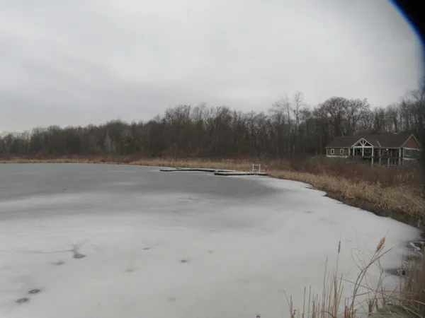 $52,900 | 17673 Long Lake Drive, Cassopolis, MI 49031