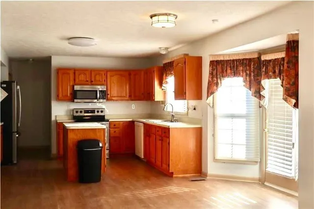 $522,500 | 616 Macassar Drive, Pittsburgh, PA 15236