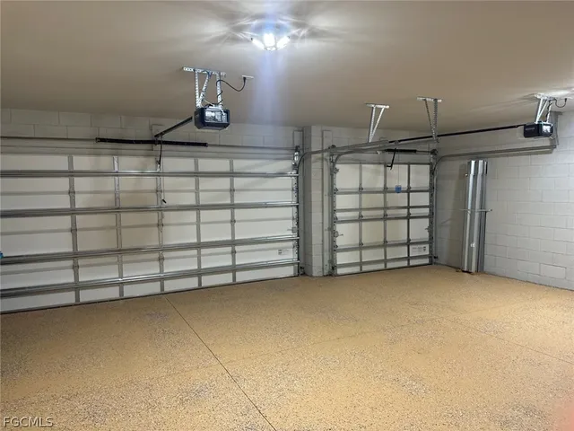 $2,400 | 522 Northwest 7th Street, Cape Coral, FL 33993