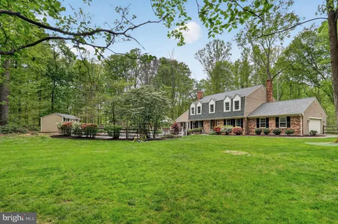 $1,325,000 | 5900 Innisvale Drive, Fairfax Station, VA 22039