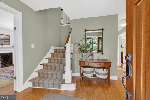 $1,325,000 | 5900 Innisvale Drive, Fairfax Station, VA 22039