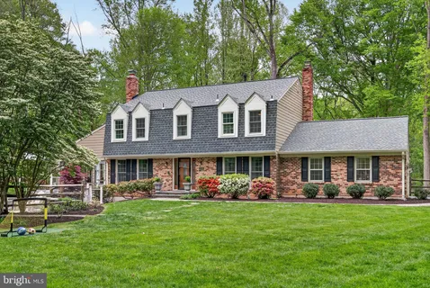 $1,325,000 | 5900 Innisvale Drive, Fairfax Station, VA 22039