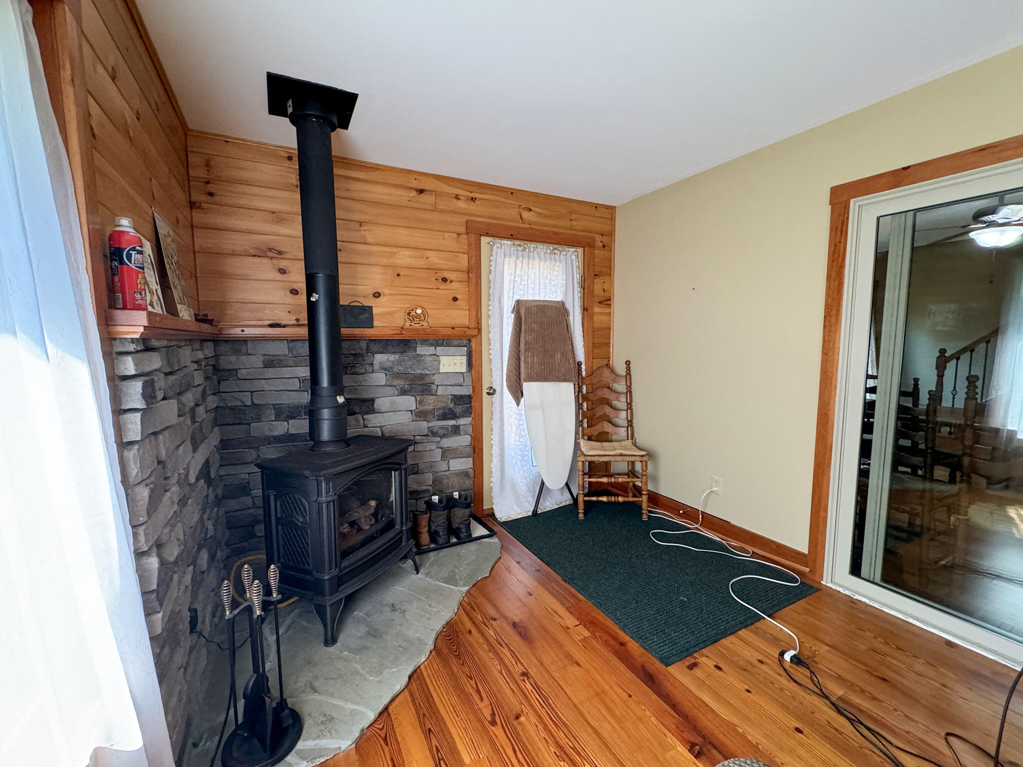 1117 North Chester Road Lincoln, ME 04457 - Photo 15 of 23 14