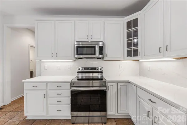 $635,000 | 4523 Brent Wood Drive, Belmont, NC 28012