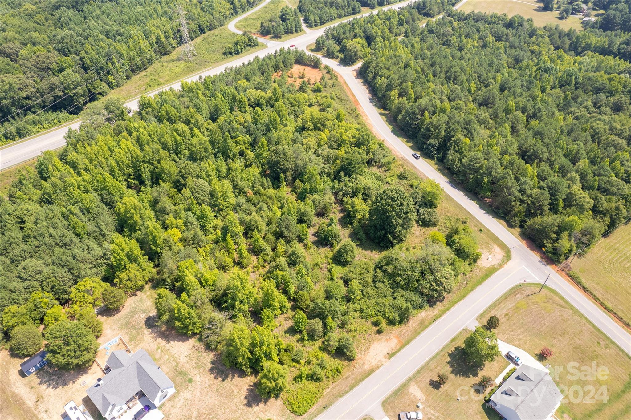 1312 Fairhope Road York, SC 29745 - Photo 5 of 12 Gallery Image 5