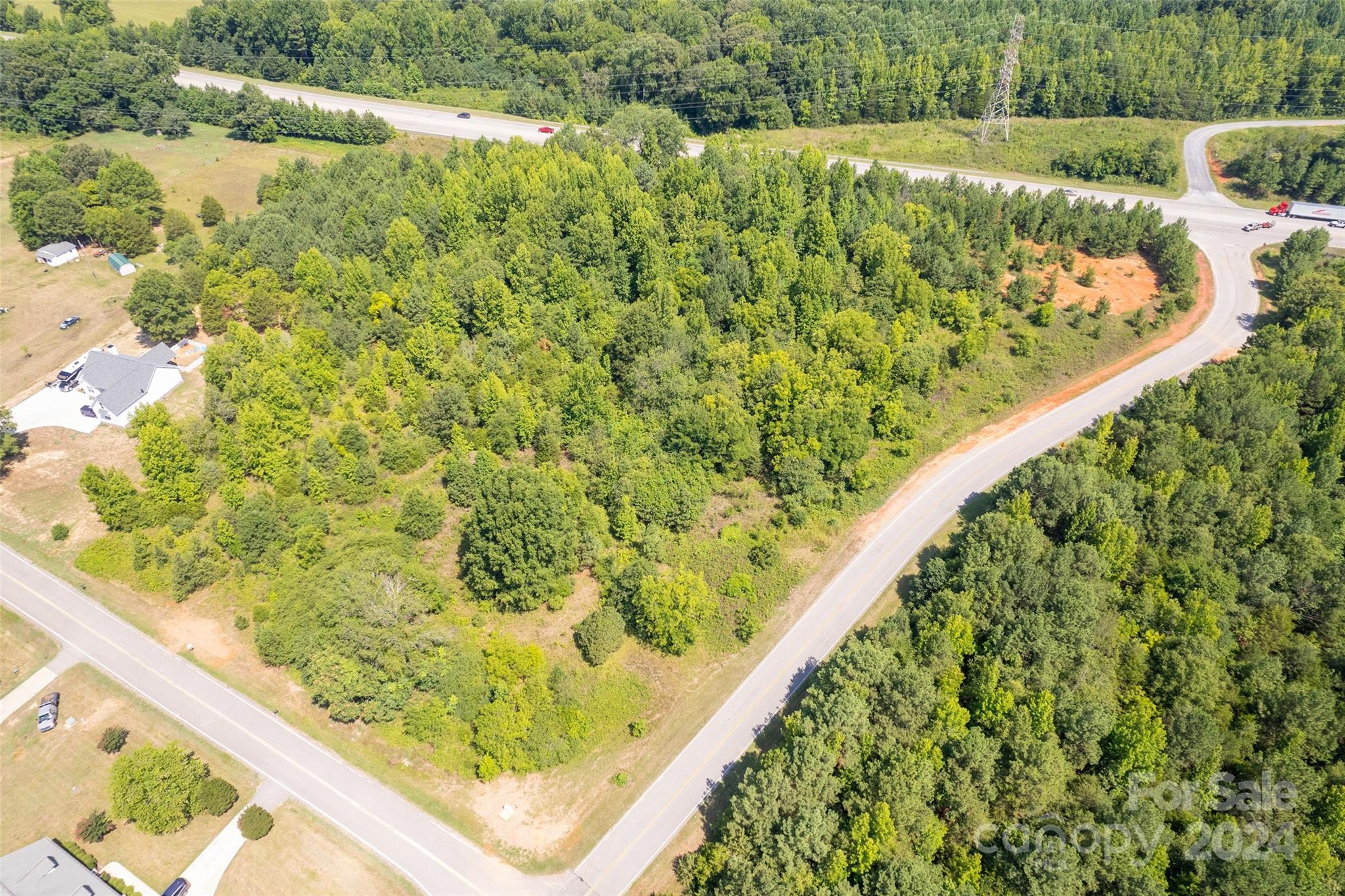 1312 Fairhope Road York, SC 29745 - Photo 7 of 12 Gallery Image 7