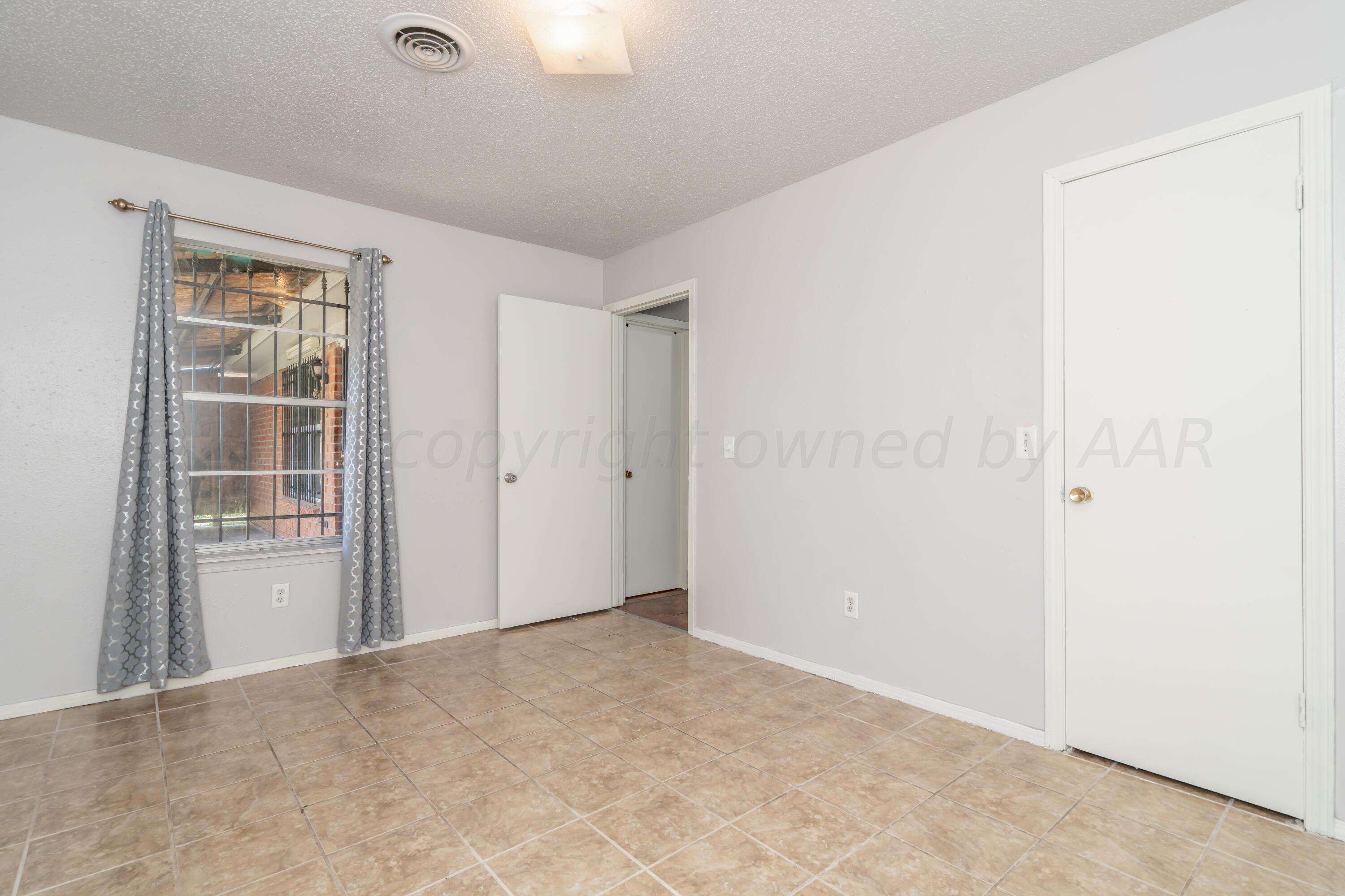 1701 Jasmine Street Amarillo, TX 79107 - Photo 18 of 28 1701 Jasmine-21 BDRM 3