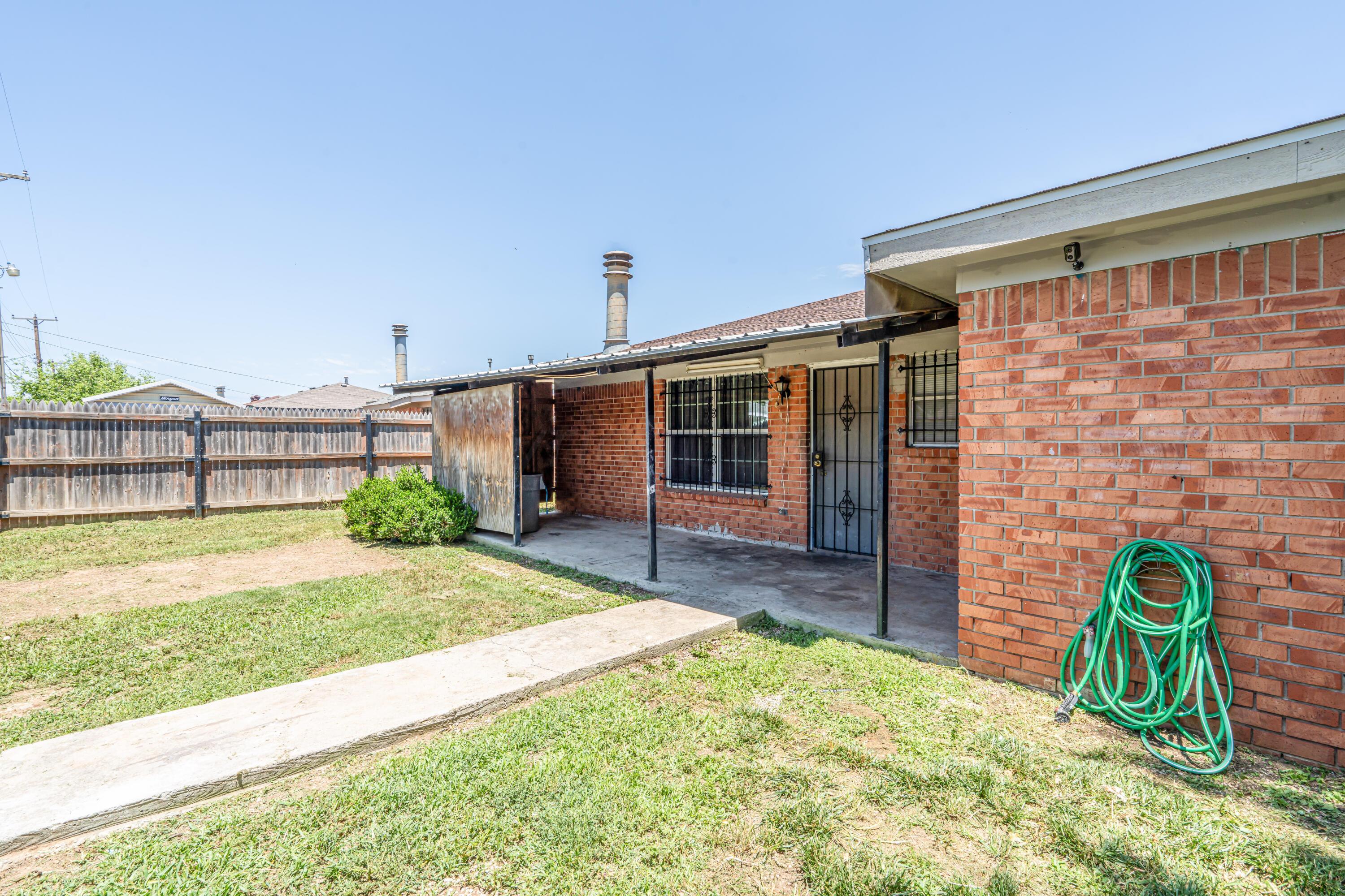 1701 Jasmine Street Amarillo, TX 79107 - Photo 25 of 28 1701 Jasmine-26 BACK