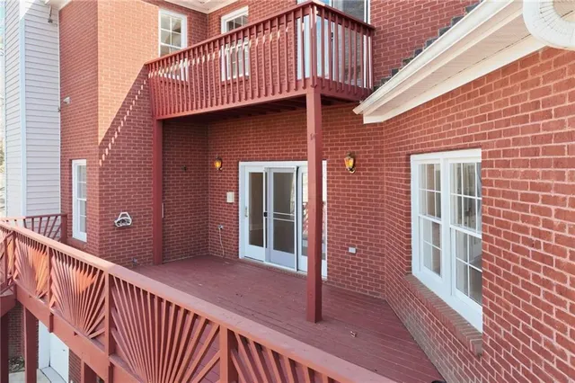 $675,000 | 2857 Bridgeview Drive, Gainesville, GA 30507