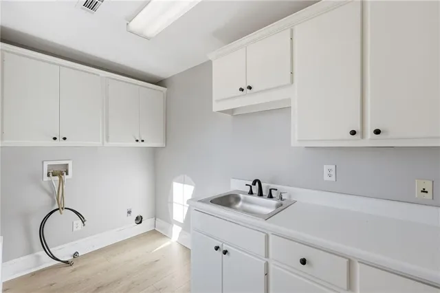 $675,000 | 2857 Bridgeview Drive, Gainesville, GA 30507