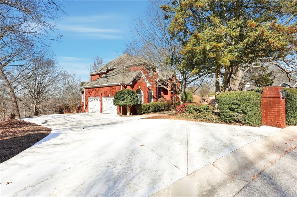 2857 Bridgeview Drive Gainesville, GA 30507 - Photo 6 of 57