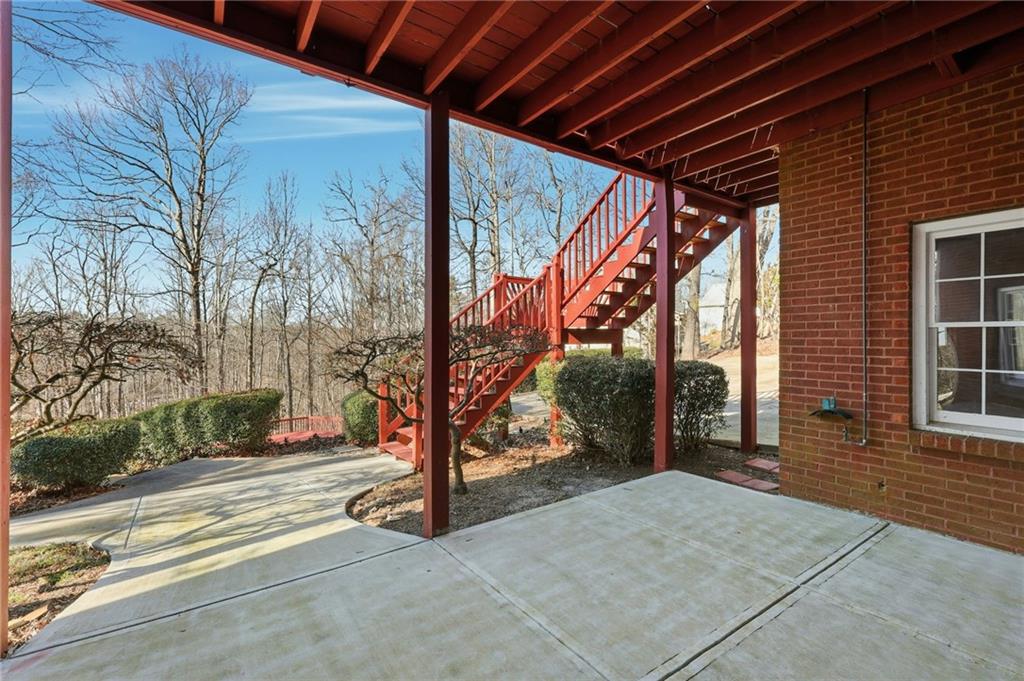 2857 Bridgeview Drive Gainesville, GA 30507 - Photo 7 of 57