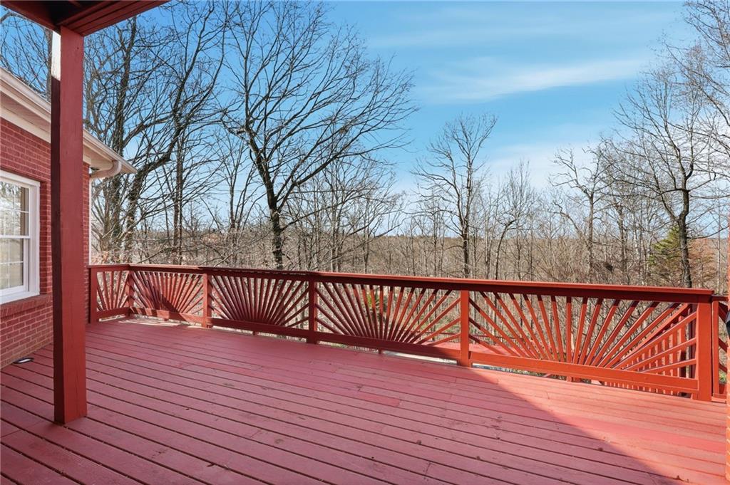 2857 Bridgeview Drive Gainesville, GA 30507 - Photo 10 of 57