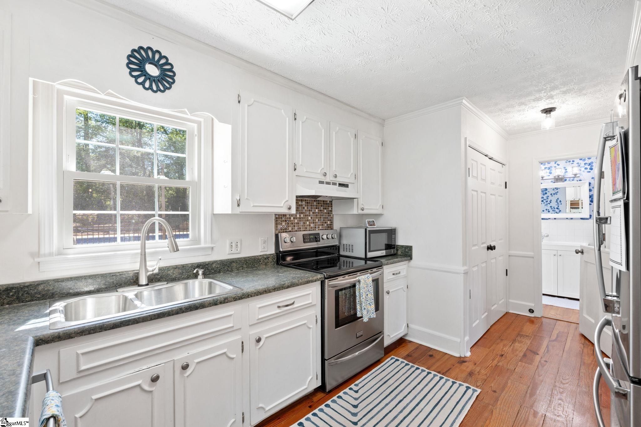 116 Lynchester Road Greenville, SC 29615 - Photo 12 of 31 Gallery Image 12