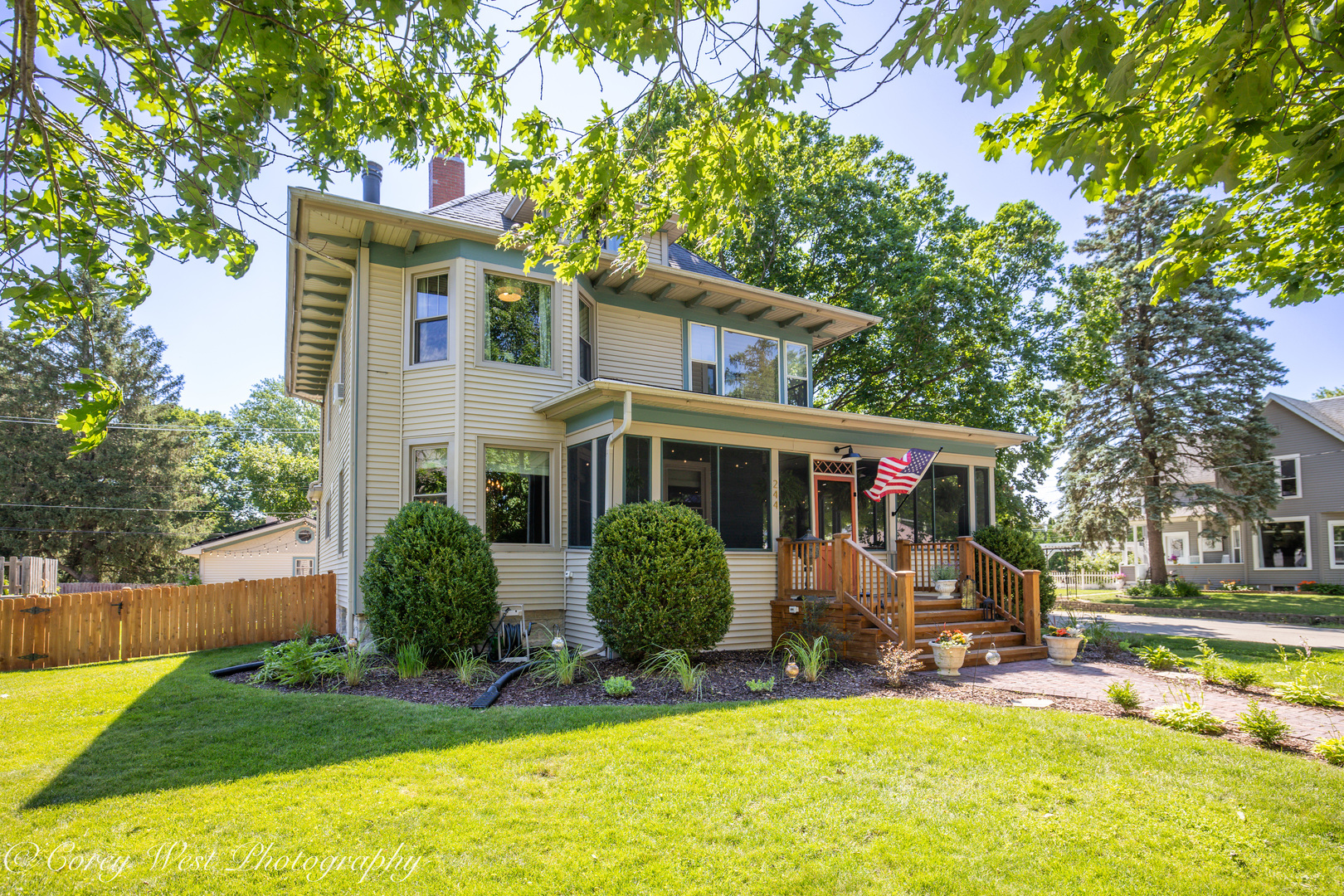 244 South Sycamore Street Genoa, IL 60135 - Photo 4 of 85