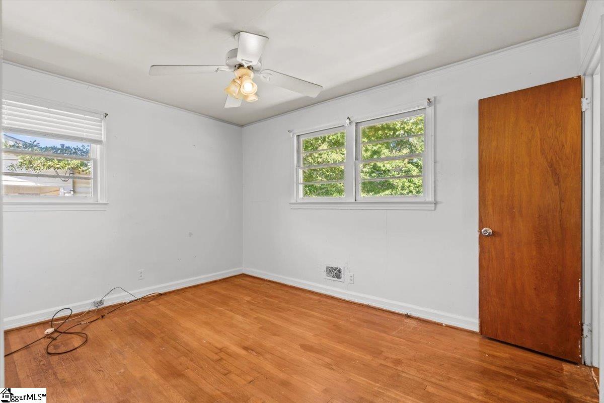 409 Jacobs Road Greenville, SC 29605 - Photo 14 of 24 Gallery Image 14
