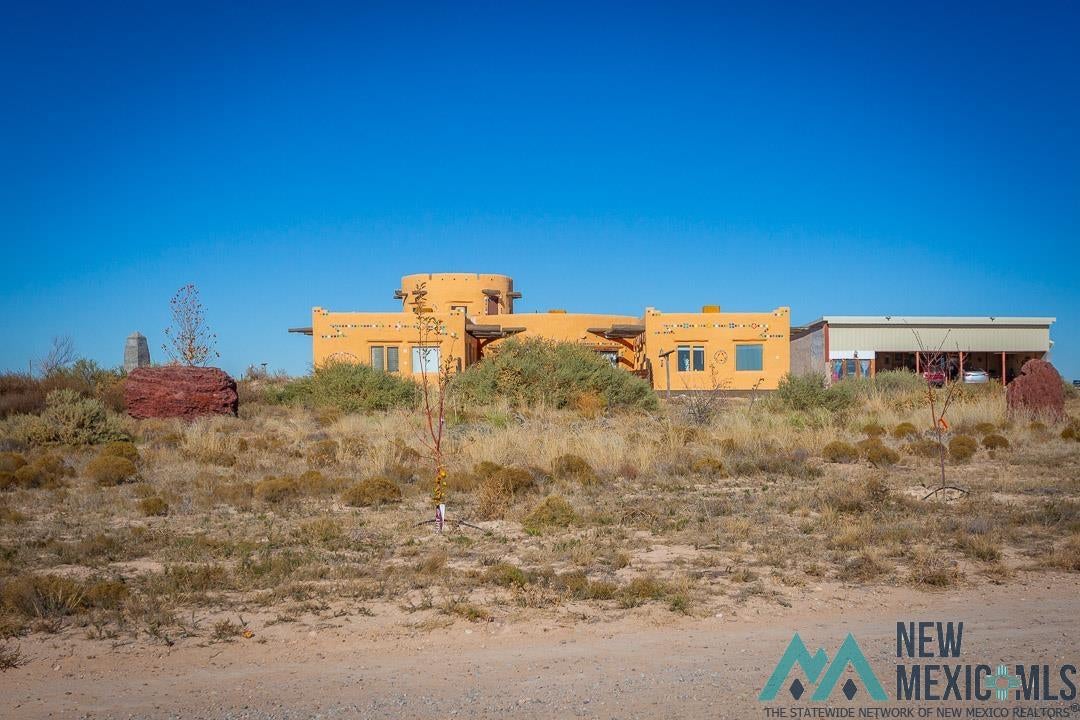 353 North Red Bridge Road Roswell, NM 88201 - Photo 2 of 70 Gallery Image 2