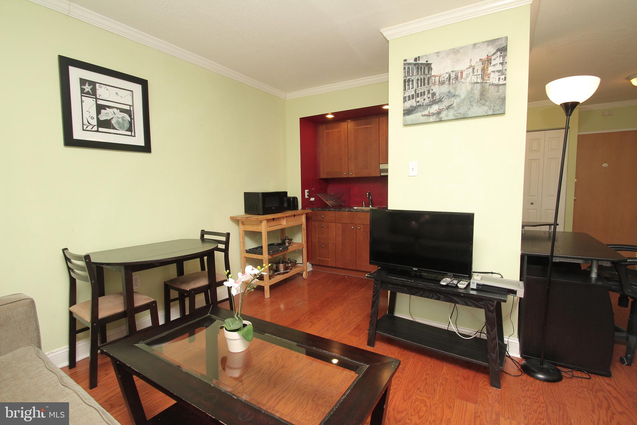 2101-17 Chestnut Street, Unit 323 Philadelphia, PA 19103 - Photo 5 of 5