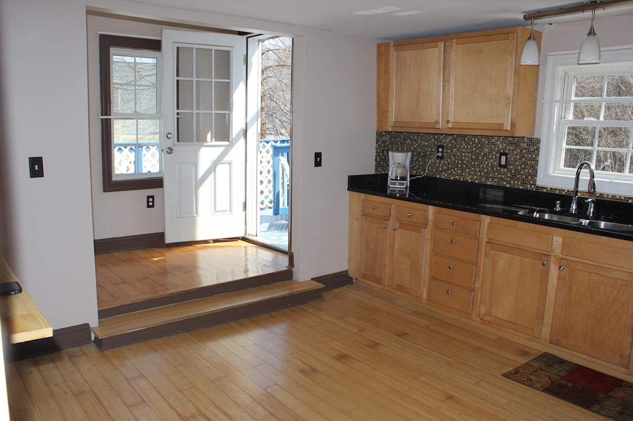 179 Deerfield Road Candia, NH 03034 - Photo 3 of 30