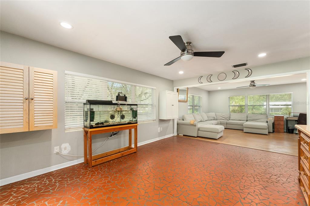 3826 Southwest 2nd Avenue Gainesville, FL 32607 - Photo 10 of 44