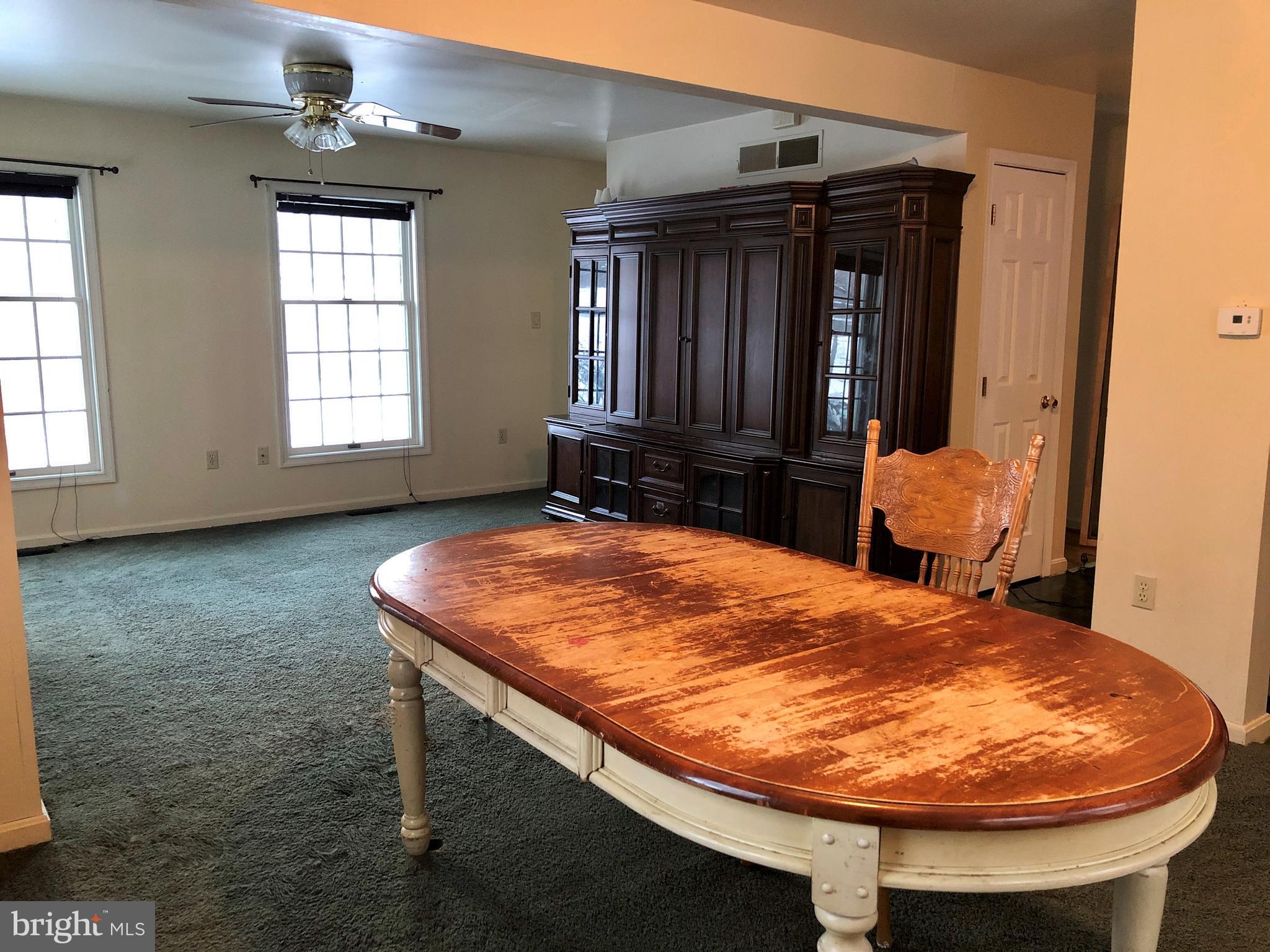 2029 Edgemont Road Harrisburg, PA 17109 - Photo 9 of 27 Gallery Image 9