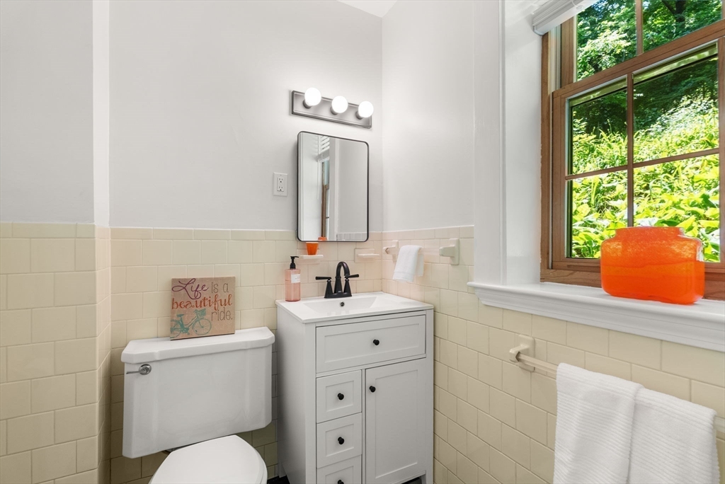 1 Hay Road Belmont, MA 02478 - Photo 18 of 38
