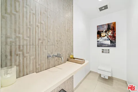 $24,950 | 849 Glenmere Way, Los Angeles, CA 90049