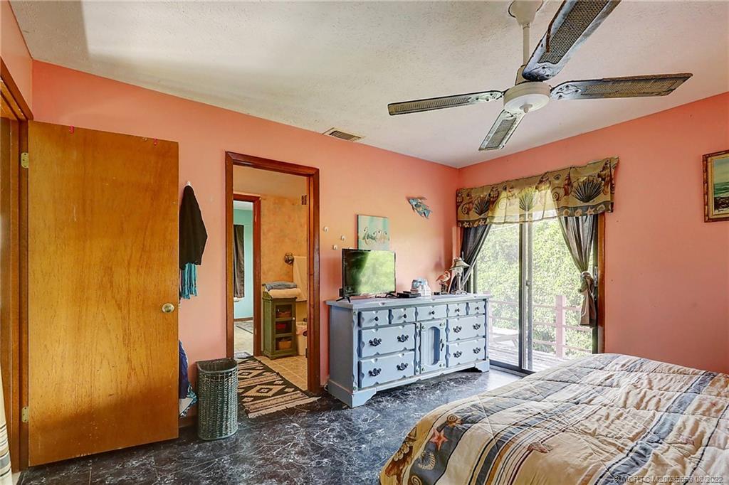 4602 Southeast Shady Ridge Lane Stuart, FL 34997 - Photo 24 of 37 Gallery Image 24