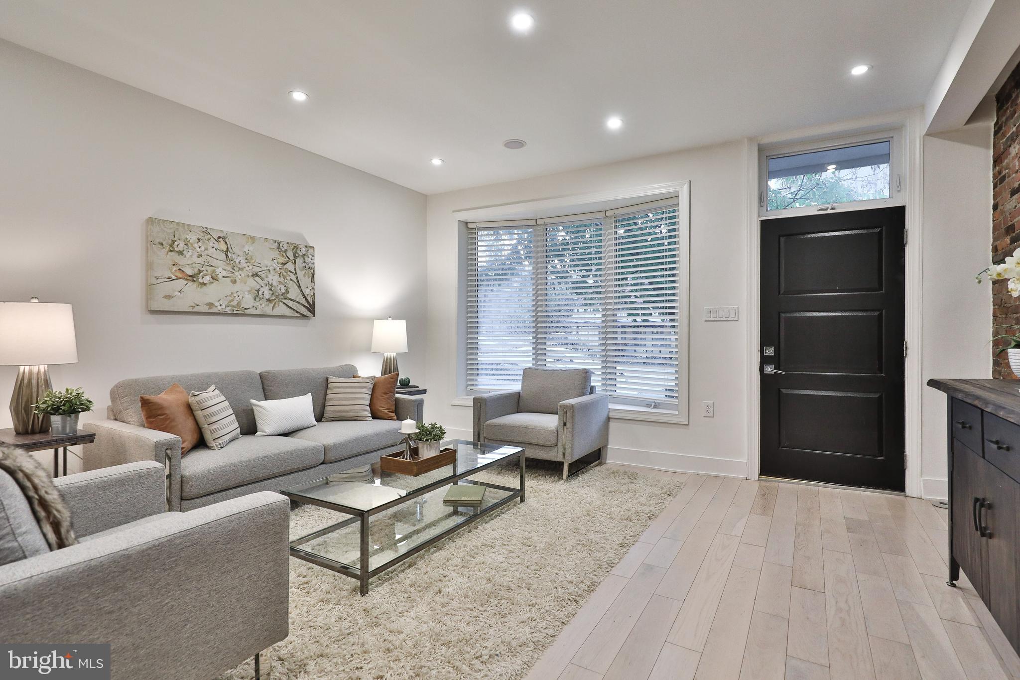 731 South 7th Street Philadelphia, PA 19147 - Photo 2 of 46 Gallery Image 2