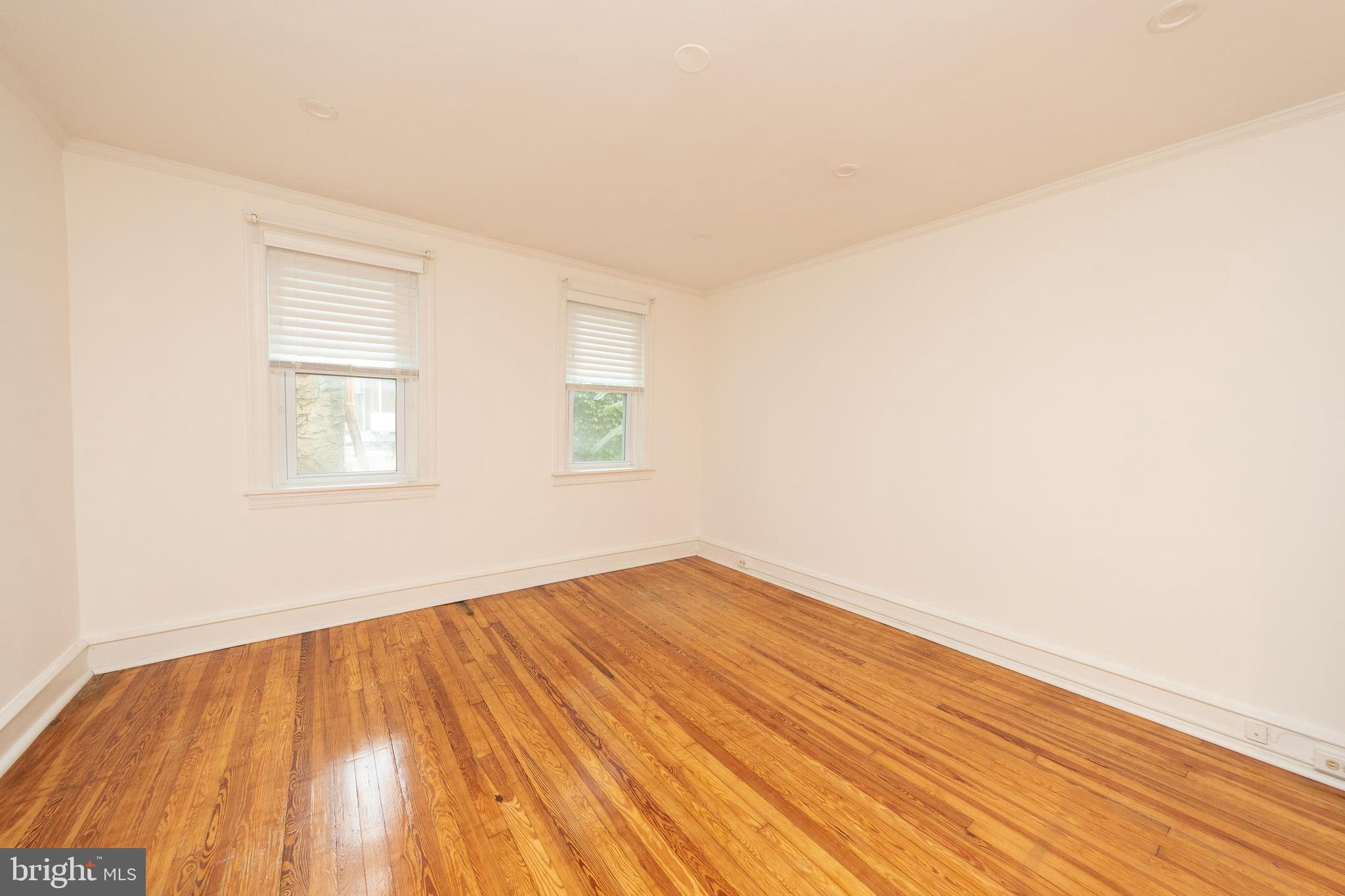 731 South 7th Street Philadelphia, PA 19147 - Photo 30 of 46 2nd Floor Rear Bedroom