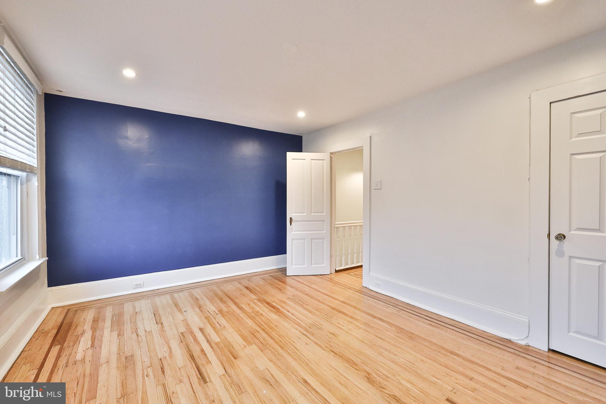 731 South 7th Street Philadelphia, PA 19147 - Photo 34 of 46 3rd Floor Front Bedroom