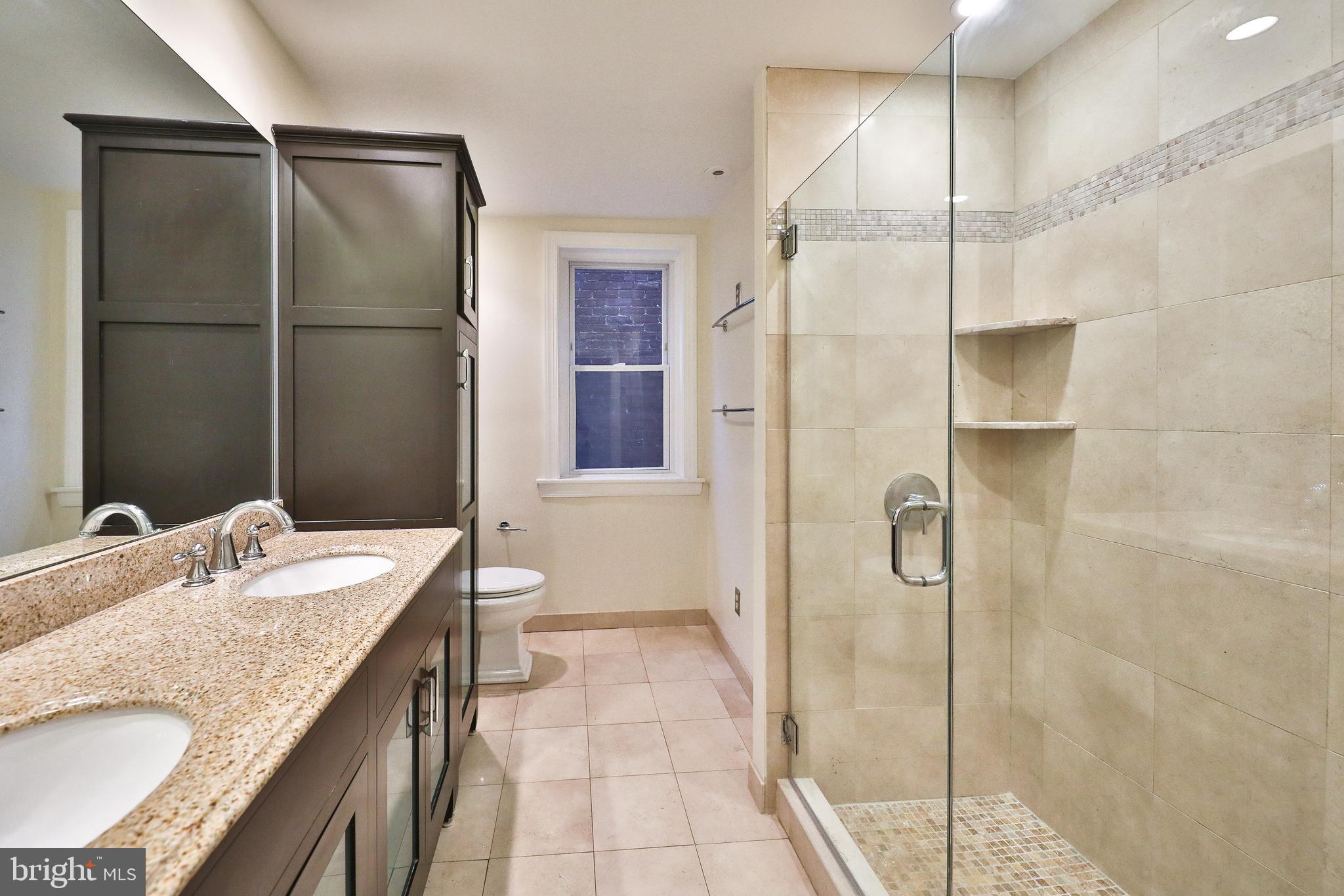 731 South 7th Street Philadelphia, PA 19147 - Photo 35 of 46 Primary Suite Bath