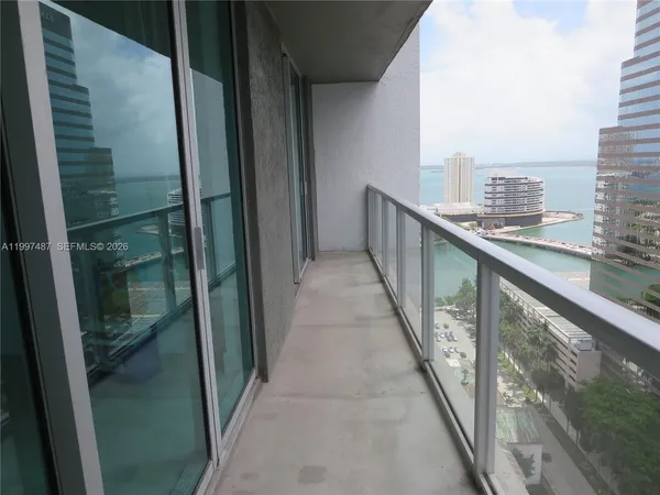 $3,100 | 500 Brickell Avenue, Unit 3006, Miami, FL 33131