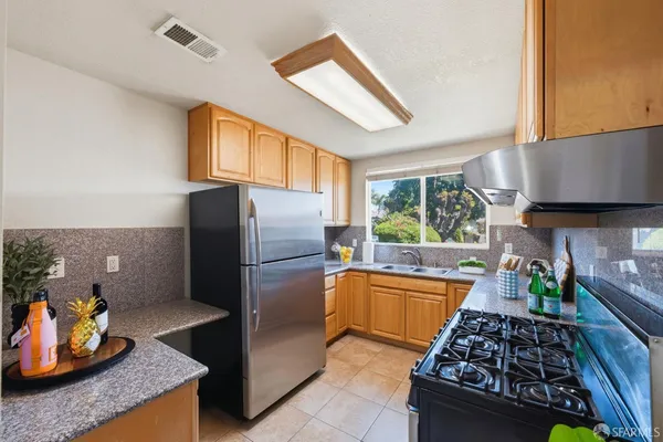 $999,000 | 219 Verbena Drive, East Palo Alto, CA 94303