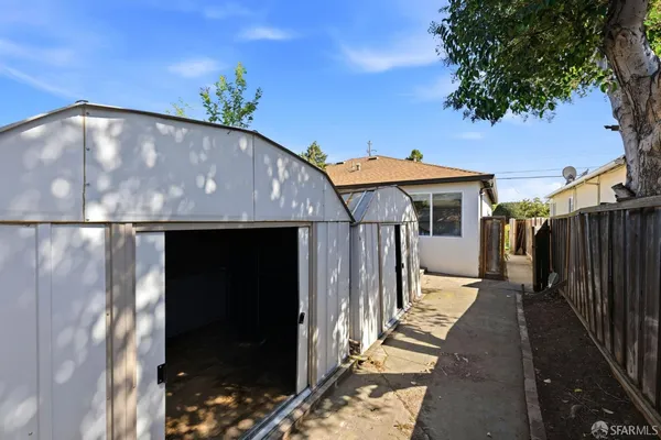$999,000 | 219 Verbena Drive, East Palo Alto, CA 94303