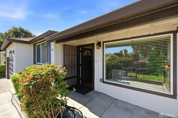 $999,000 | 219 Verbena Drive, East Palo Alto, CA 94303