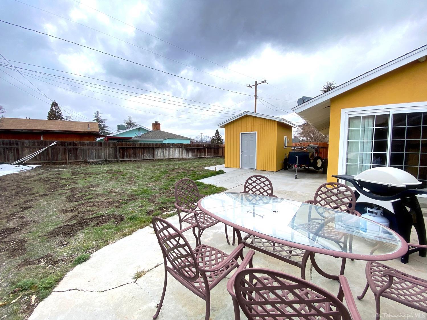 701 Merion Way Tehachapi, CA 93561 - Photo 14 of 23 Gallery Image 14