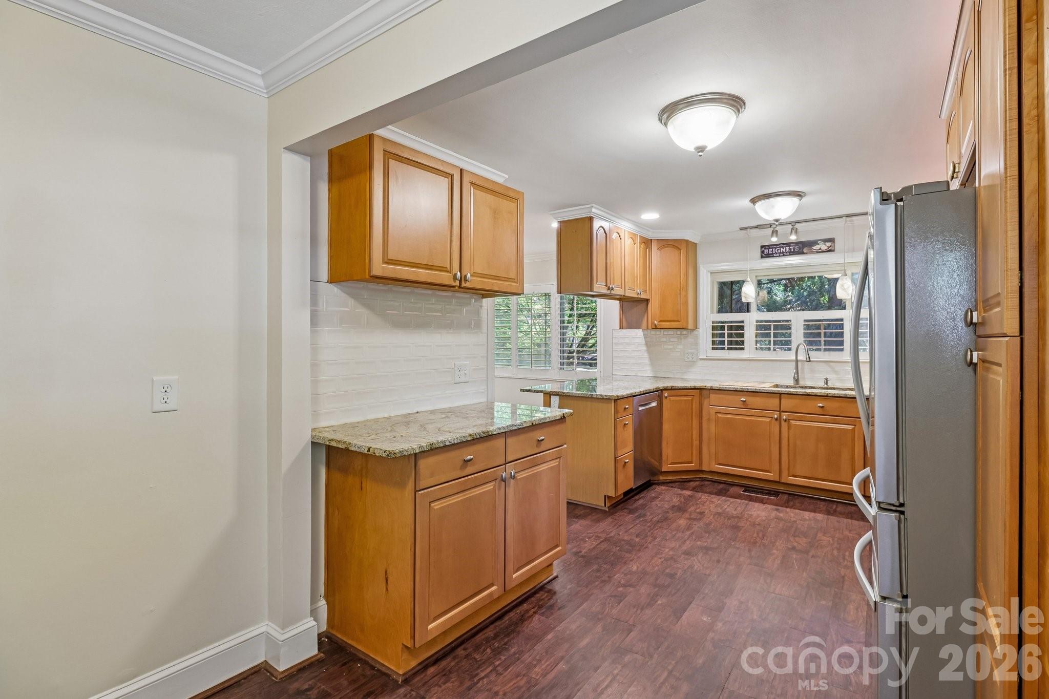 5351 Murrayhill Road Charlotte, NC 28210 - Photo 10 of 41 Gallery Image 10