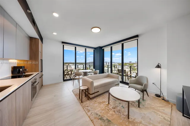 $9,900 | 580 72nd Street, Unit 910, Miami Beach, FL 33141