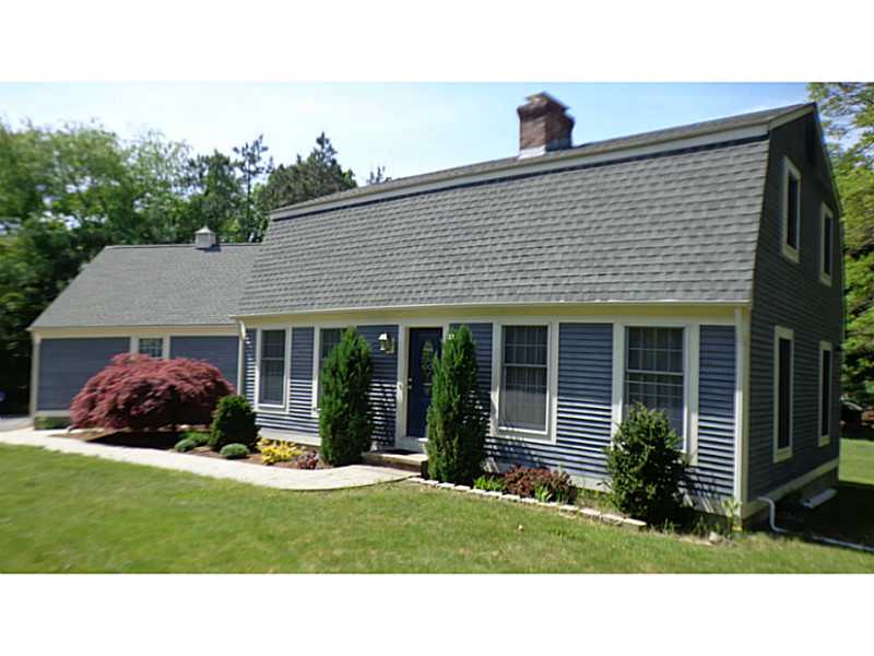 1665 Middle Road East Greenwich, RI 02818 - Photo 2 of 6 Exterior Front.