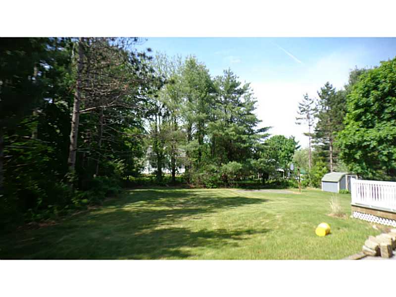 1665 Middle Road East Greenwich, RI 02818 - Photo 5 of 6 Yard/Garden.